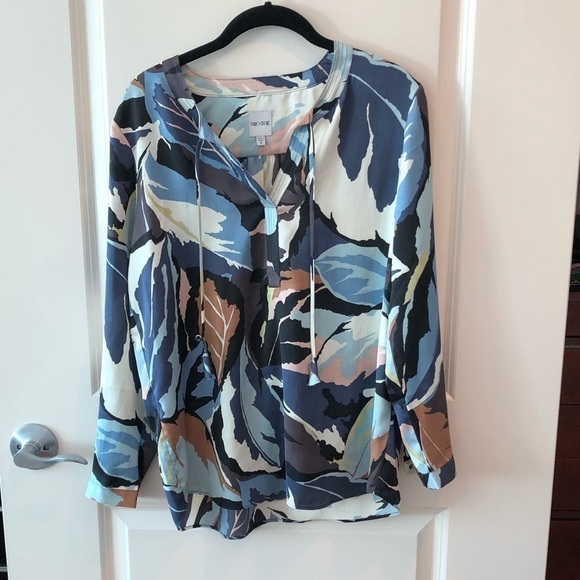 NIC AND ZOE Mixed Ivy Printed Blouse - Picture 4 of 13